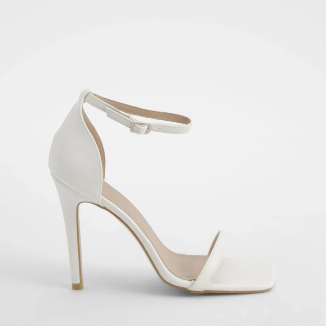 Helt nya vita klackar - 91