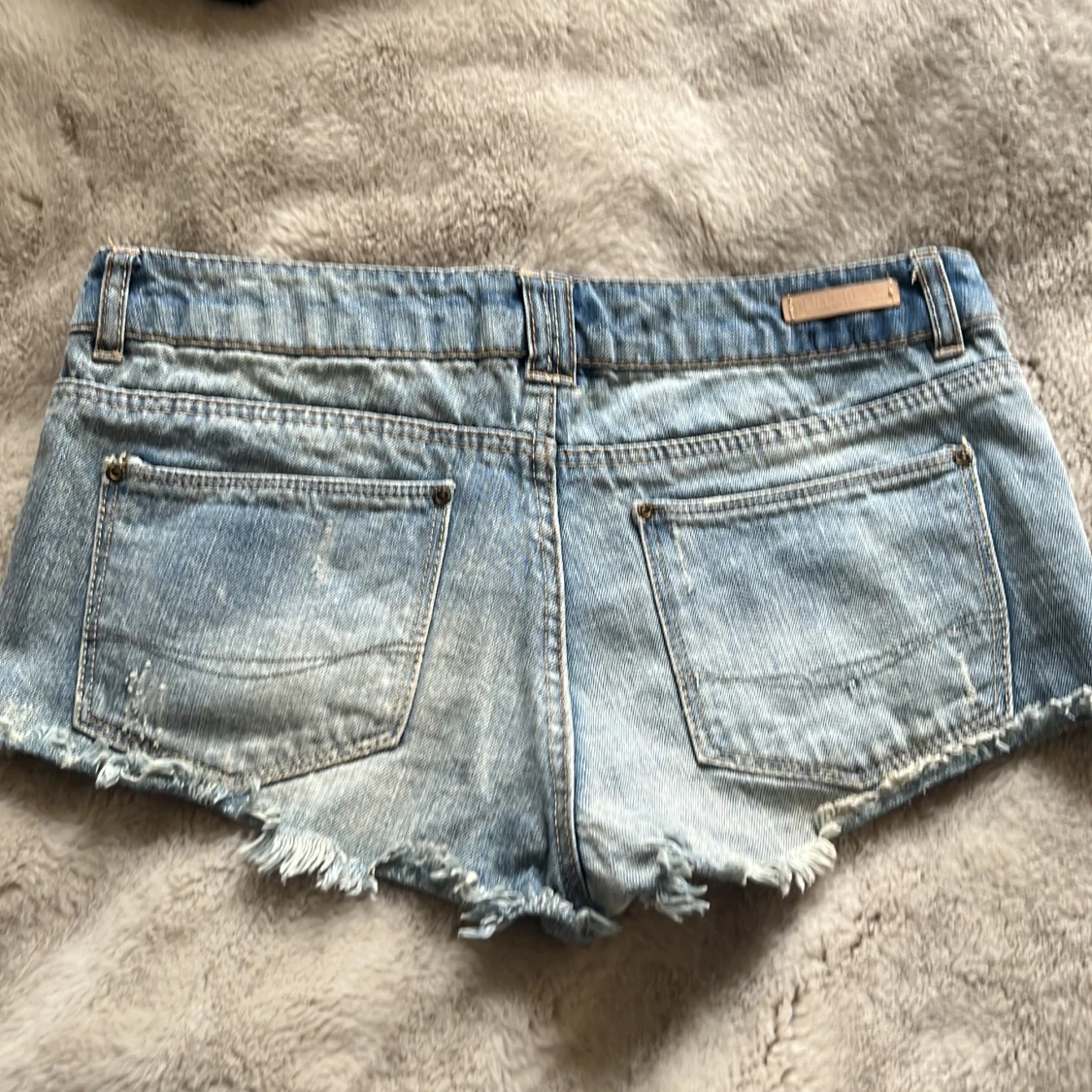 Lågmidjade shorts  - 90