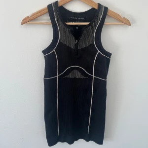 Träningslinne  - Träningslinne från Fila i fint skick