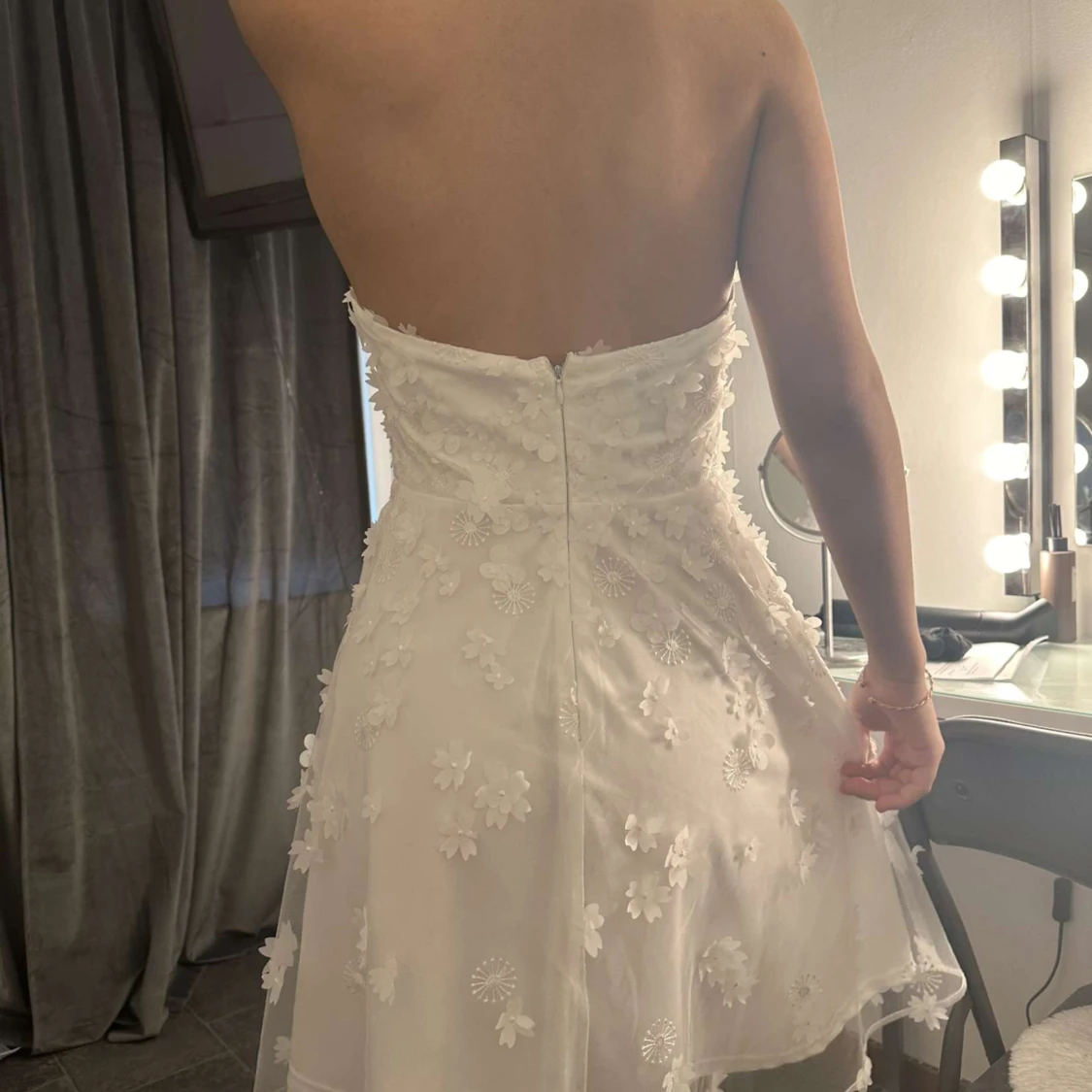 Vit klänning student 34 - 90