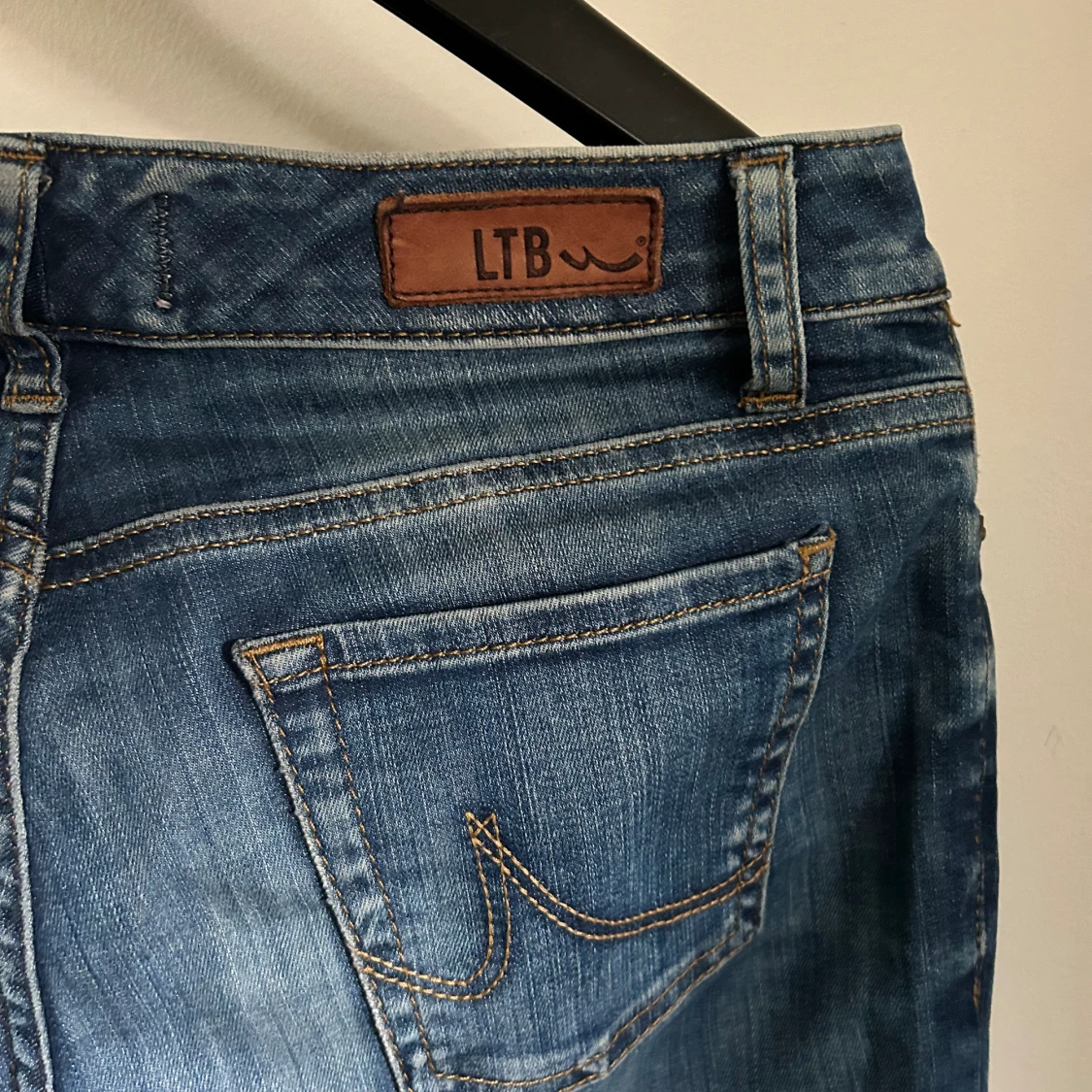 Lågmidjade ltb jeans  - 90