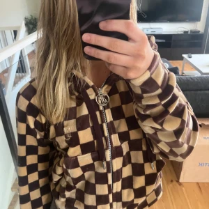 Juicy couture tröja - Juicy couture tröja! Står juicy på ryggen