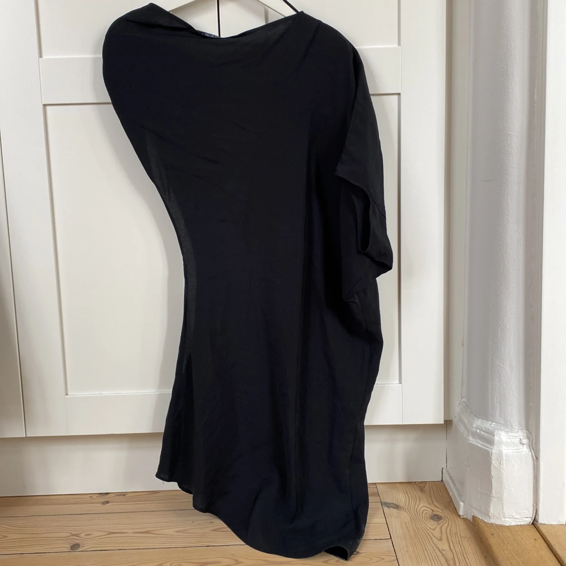 Asymmetrisk klänning - 91