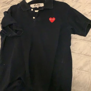Cdg pley krage  - Polo tröja cdg pley