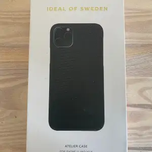 Säljer ett iPhone PRO 11 skal då jag köpt fel model. Varan är i nyskick i orginalförpackning. 