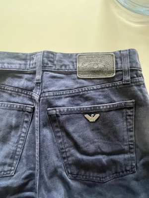 Giorgio Armani jeans  - Säljer ett par sköna jeans från Armani. 
