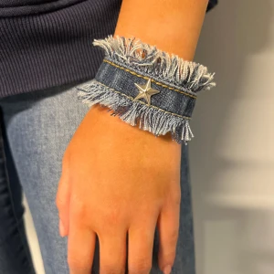 Armband⚡️ - Armand med stjärna och fransar⭐️