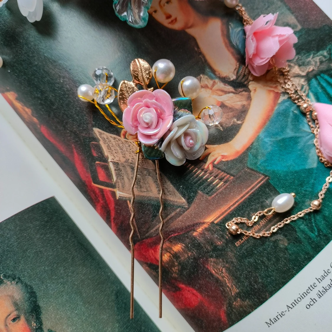 Två st hårklämmor helt nya - 90