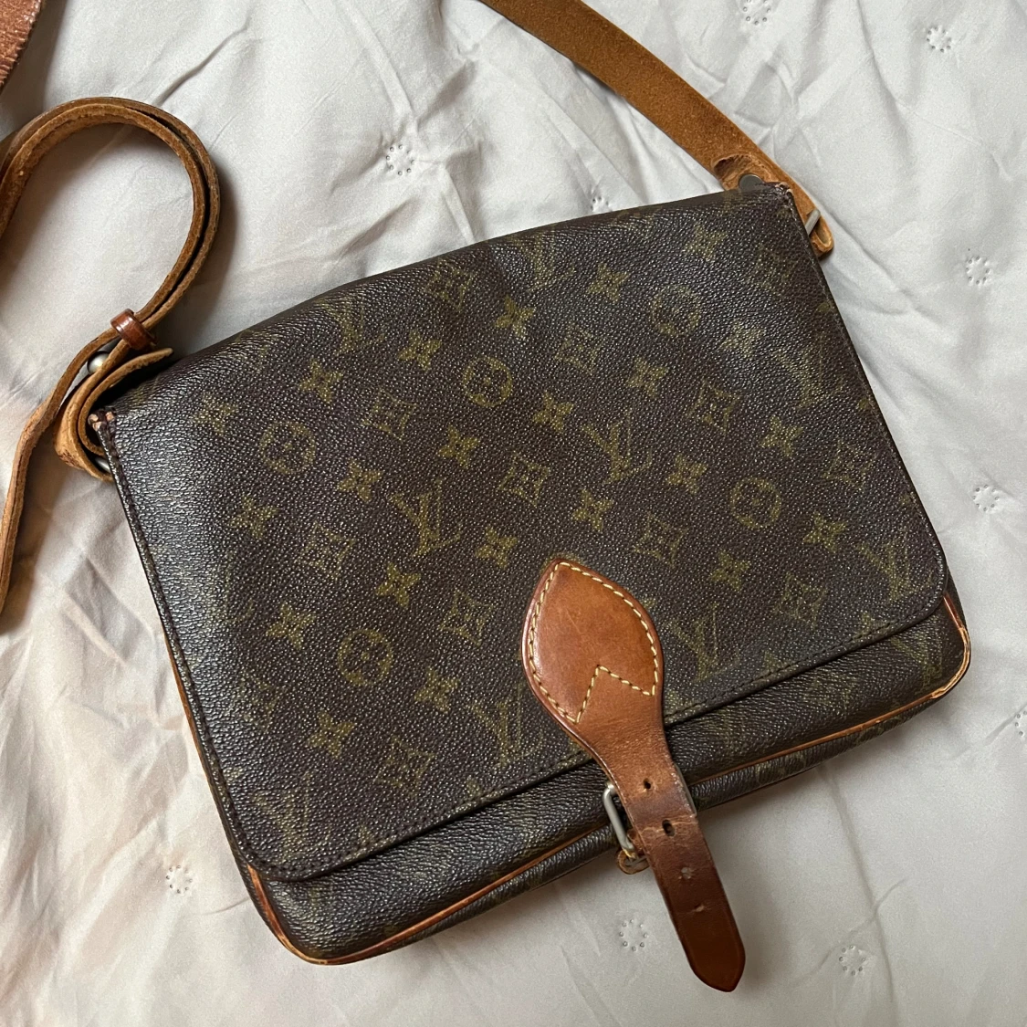 Louis Vuitton - cartouchiere