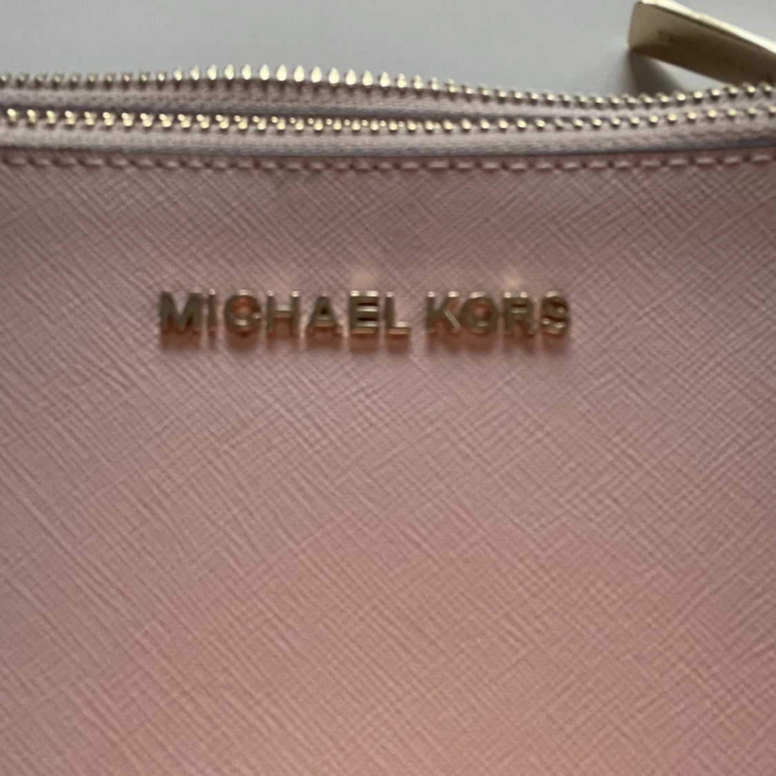 Rosa michael kors väska - 90