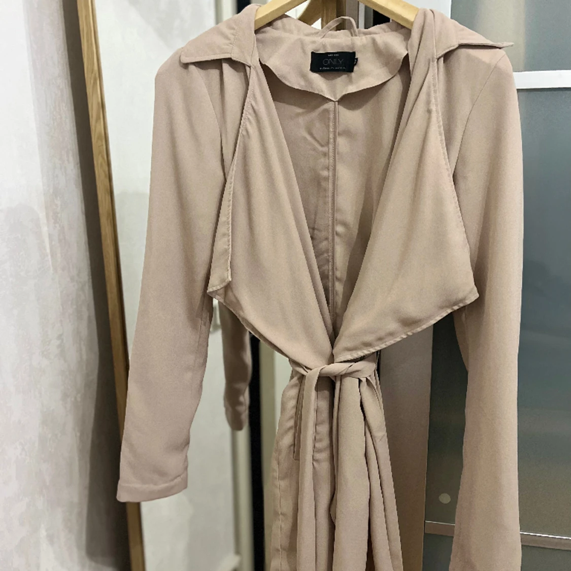 kappa/trenchcoat  - 91