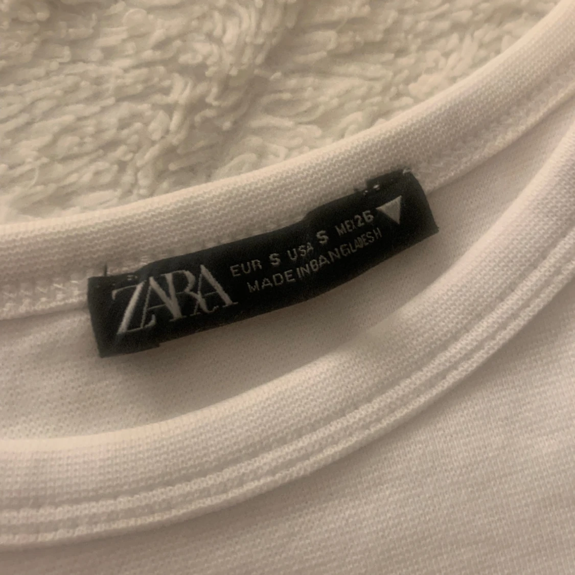 Vit basic tröja - 90