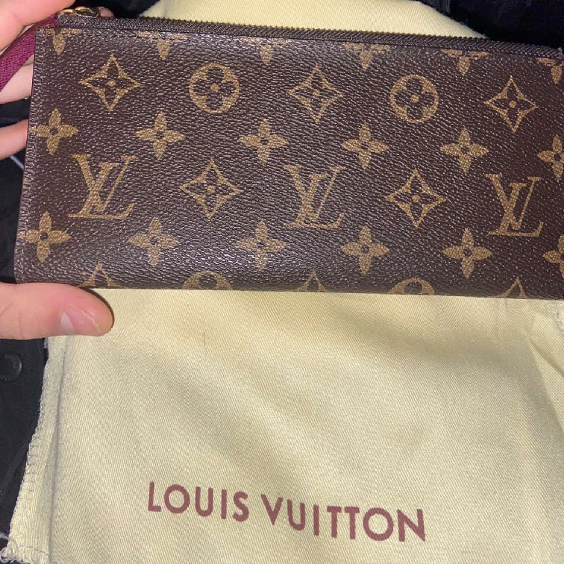 Louis Vuitton plånbok  - 90