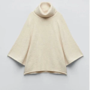 Trekvartsärmad tröja - Jätte fin trekvartsärmad stickade tröja från zara. Säljer för att den inte kommer till användning så mycket, har använt den ca 5 gånger. (Andra bilden är lånad) om ni vill ha fler bilder kan jag skicka det privat.