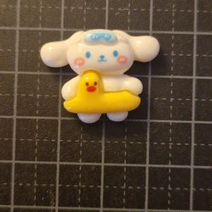 Sanrio resin akryl - Cinnamoroll - Super söt Cinnamoroll akryl. Kan användas för dekoration för phone case, ring m.m! | ca 2.5cm