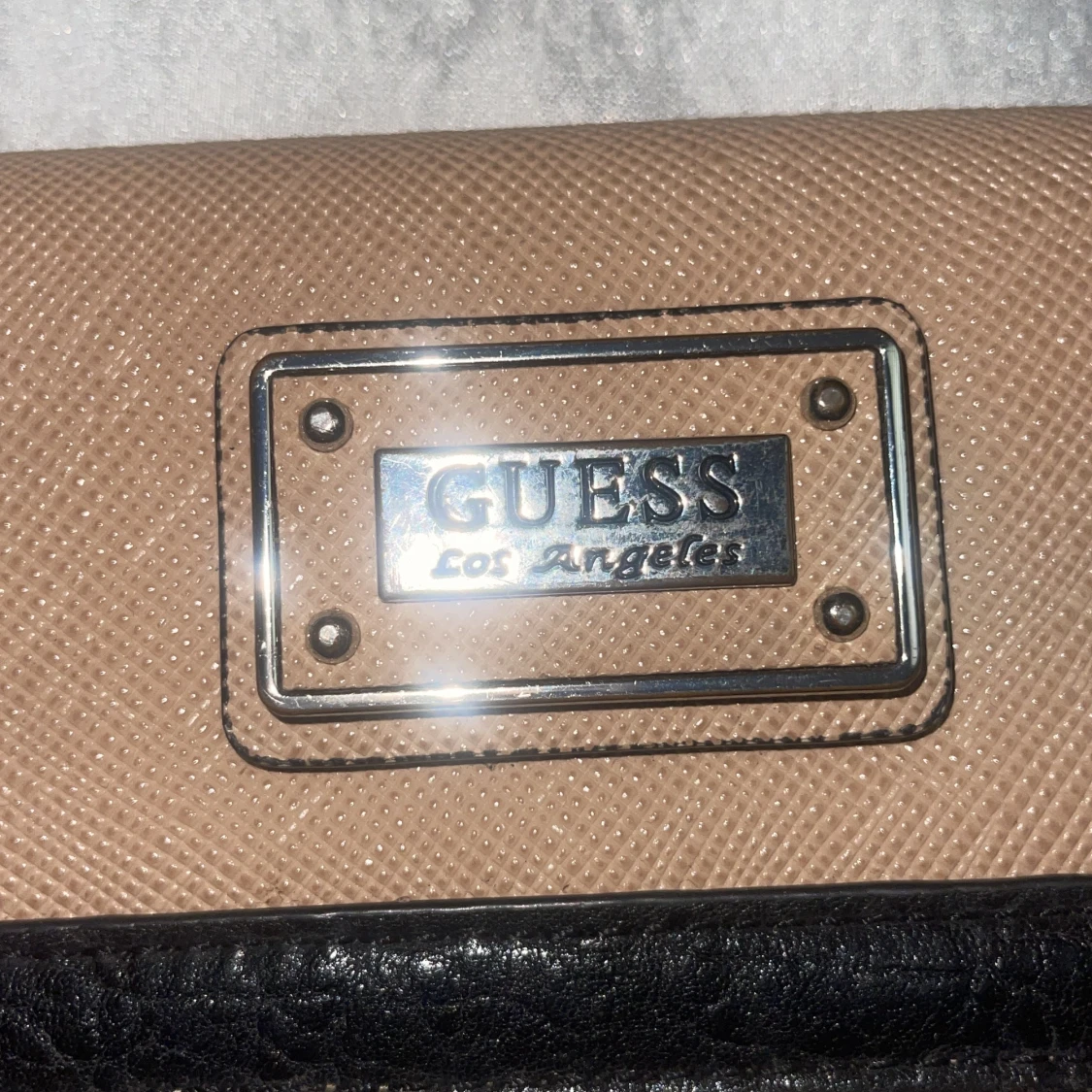 Guess plånbok - 90