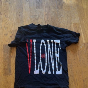 Vlone tröja - Storlek S används inte längre