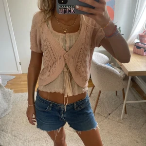 Rosa bolero  - Superfin ljusrosa stickad bolero💗💗