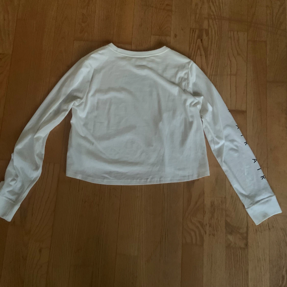 Vit magtröja med långa ärmar från Nike  - 91