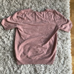 Råsa tröja - En fin råsa tröja från H&M