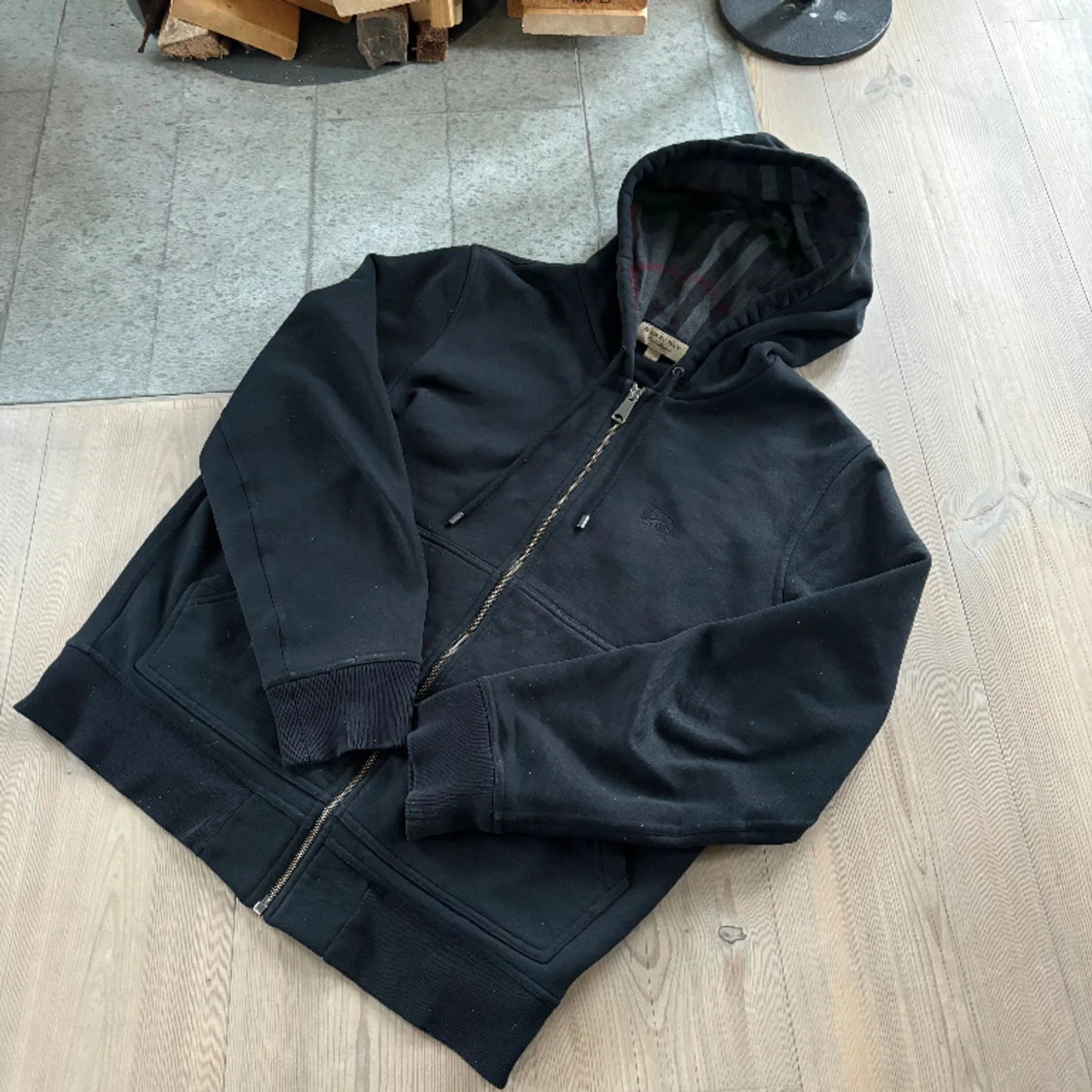 Burberry Hoodie! - 91