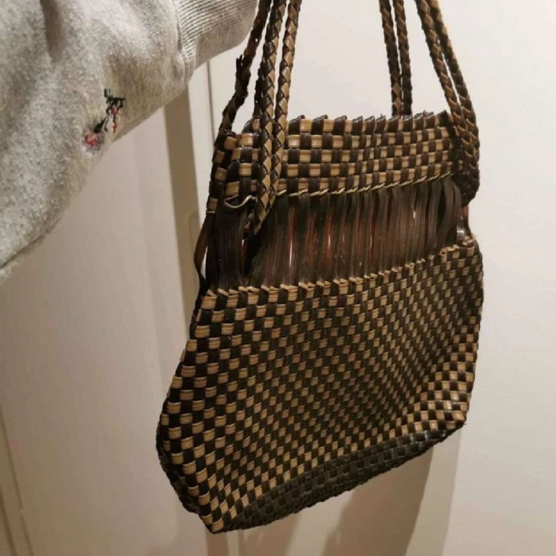 Retro brun vävd väska - 90