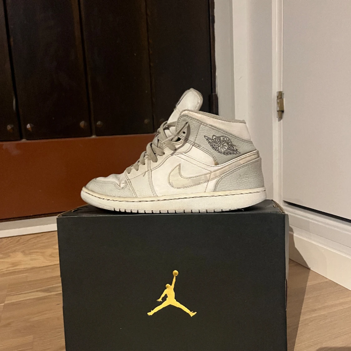 Jordan 1 ”grey camo” mid