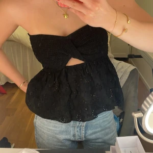 Topp - Supersöt topp från zara, aldrig använd, storlek S