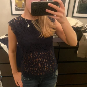 Super fin topp - Super fin marinblå topp