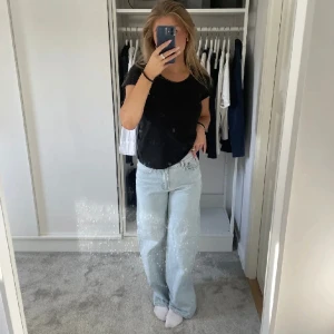 Ljusblå jeans  - Ett år ljusblå jeans från junkyard som typ aldrig används 