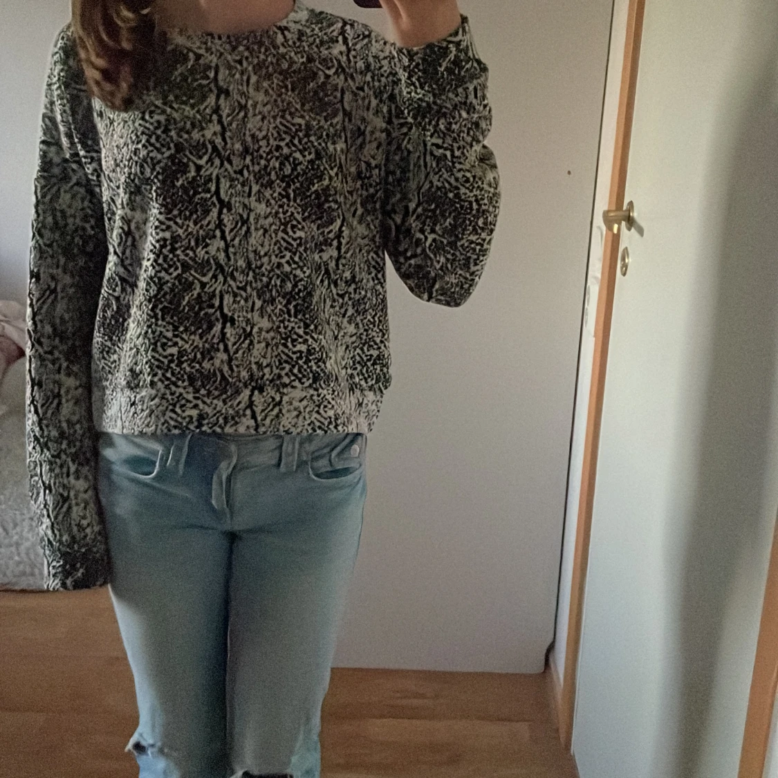 Monki tröja storlek s - 90