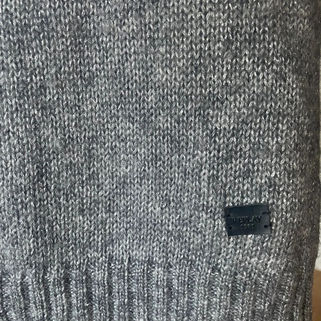 Stickad replay tröja - 91