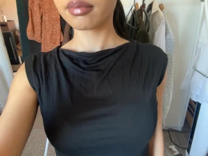 Båtringad topp❤️ - Säljer en båtringad topp från lager 157💘 Ord pris 80kr! Oanvänd✨