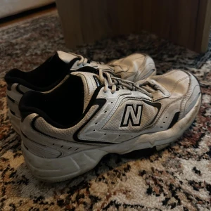 New balance  - Väl använda  Storlek 40