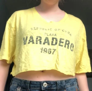 Stor Croped Tröja - Min pappas gamla tröja som jag klippte av!!