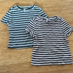 Randiga t-shirts i grå och rosa  - Använda flera gånger men fortfarande fint sick utan fläckar 