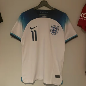 Fotbollströja, Rashford England - Intressekoll! Kanske säljer min rashford tröja, använd fåtal gånger, kom privat vid funderingar!