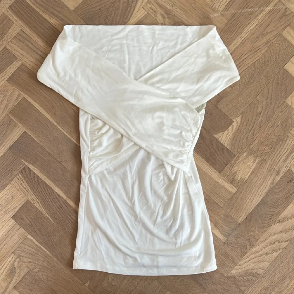 Off shoulder topp - 90