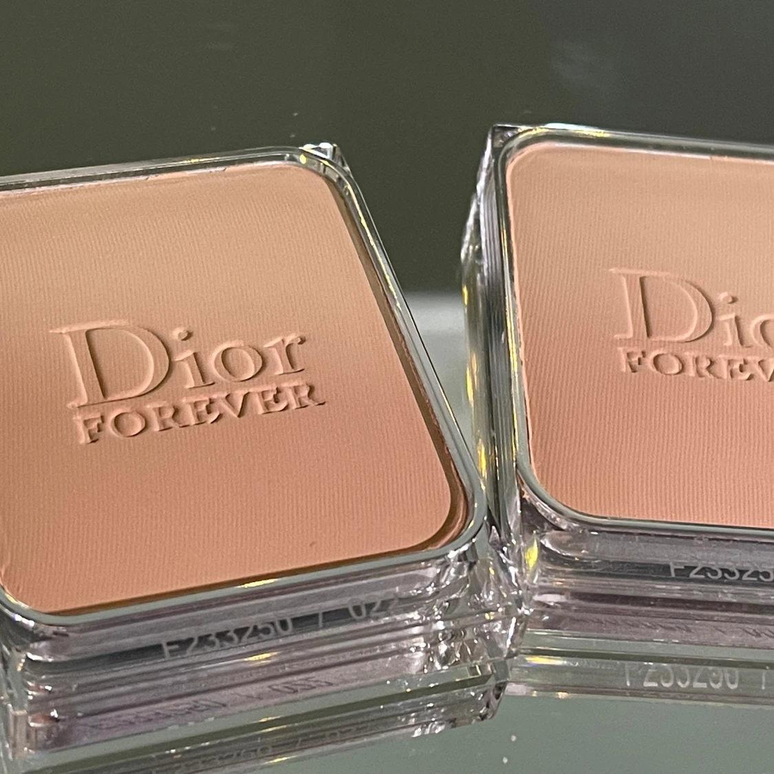 Dior puder foundation  - 90