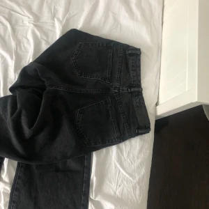  157 boulevard highwaist jeans - Mycket bra skick fina och ser fina ut på
