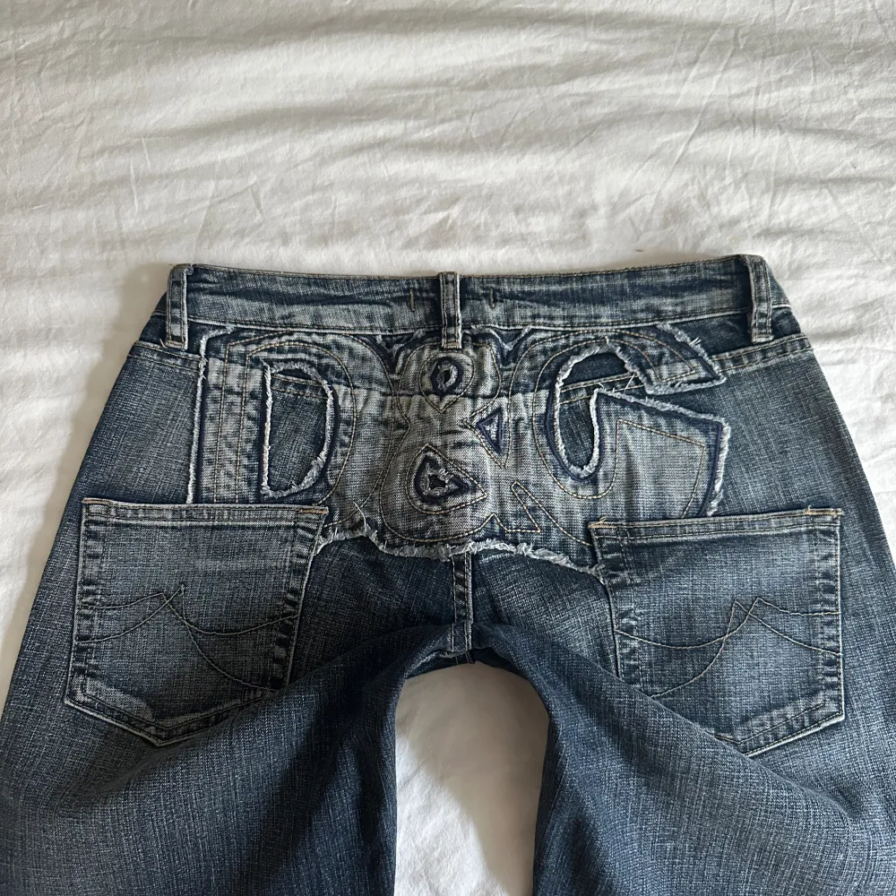 Vintage lågmidjade bootcut D&G jeans💓midja 37 innerben 80 jae 165. Jeans & Byxor.