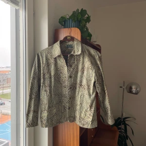 Retro / Vintage kavaj - Superfin retro/vintage kavaj. Storlek M men tycker mer att det är en S