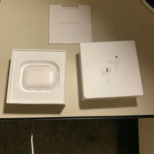 Nike Air laidback generation 2 pods  - Helt nya, skriv för mer info, brusreducering, 