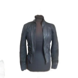 Mörk blå/grå  skinnjacka från Mexx - Ett vintage mörk blå/grå skinnjacka, inga skador på jackan. Jackan är från Mexx och storleken är 34/xs. 