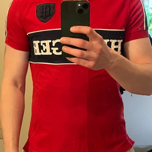 Pike hilfiger - Piké i storlek small Fint skick