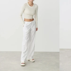 Linnebyxor  - Säljer dessa jättefina linnebyxor ifrån Gina tricot i storlek xs. Varsamt använda och i bra skick. Orginalpris 400💕💕