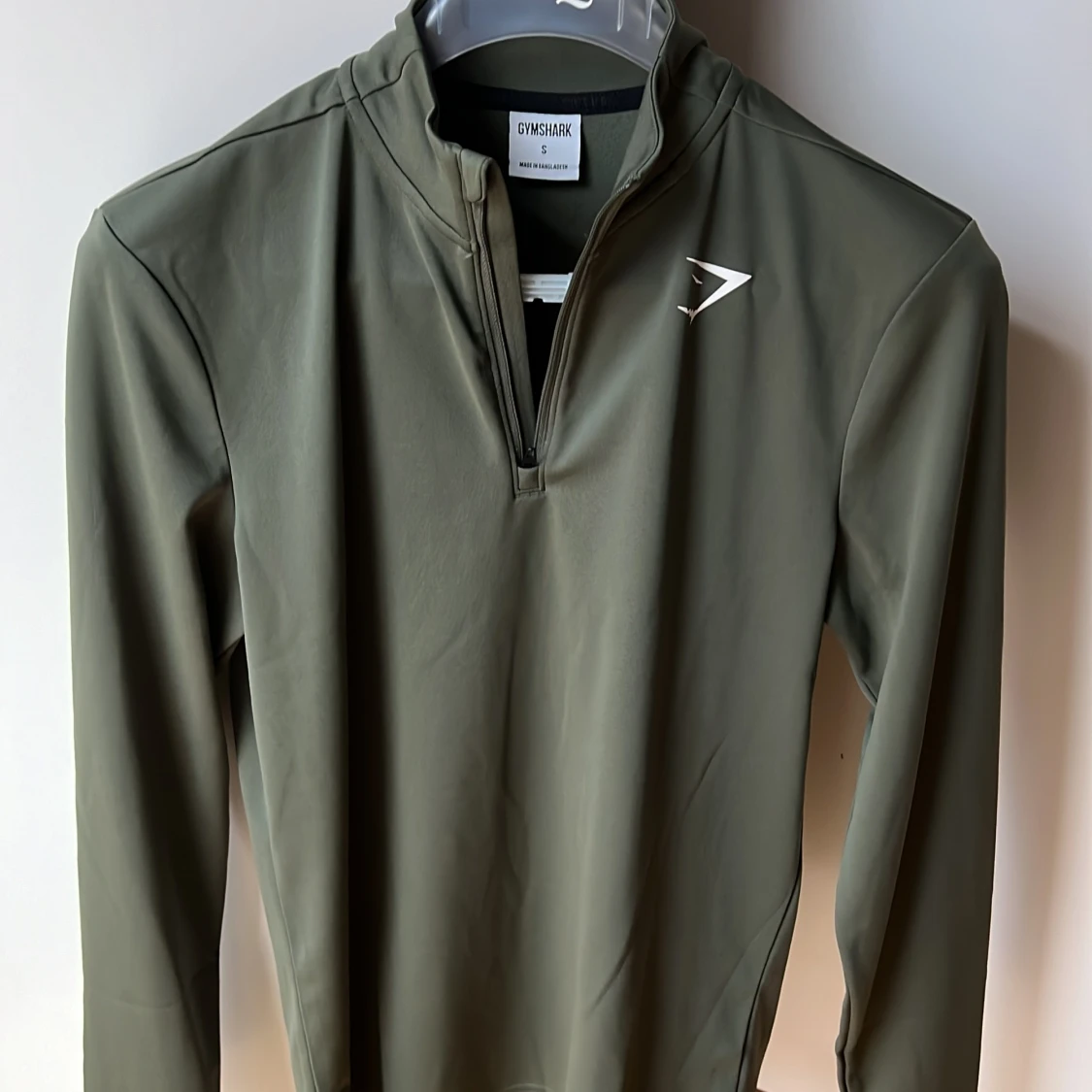 1/4 zip gymshark sweater - 90