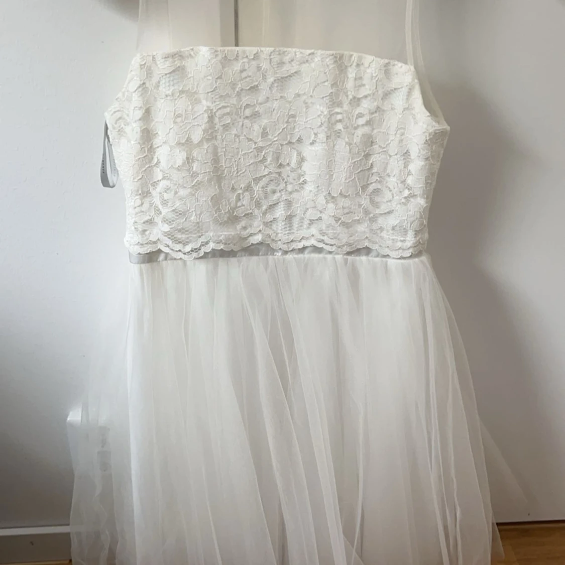 Vitt studentklänning  - 91