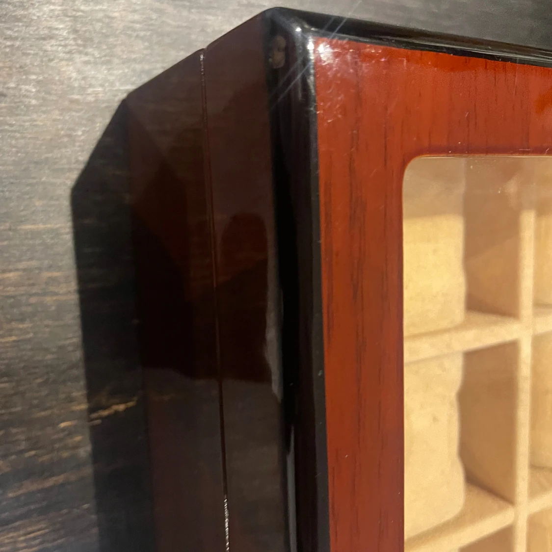 Klocklåda 8st klockor - 93