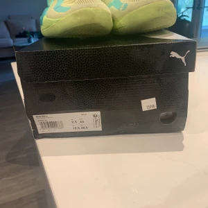 Basketskor  - Har använt den men den funkar helt fine . säljer den för att dom är för små